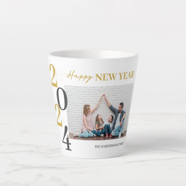 Einfaches Elegantes Modernes Happy New Year One Fo Milchtasse (Vorderseite)
