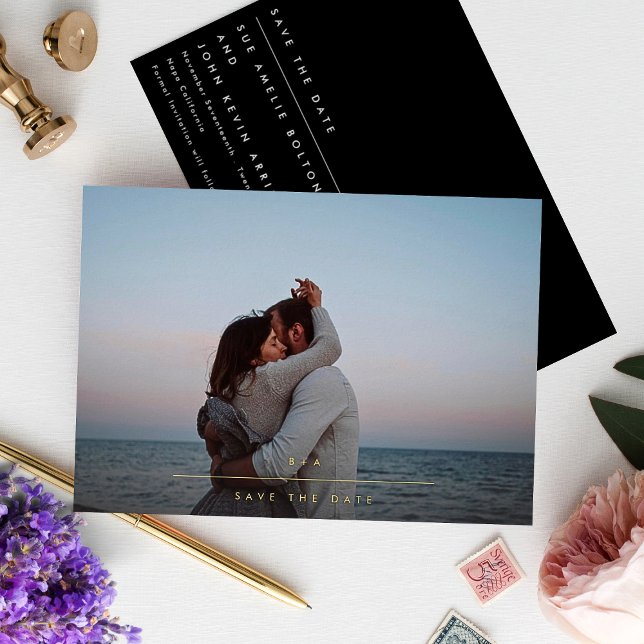 Einfaches elegantes Monogram Gold Foto Save the Da Folieneinladung (Von Creator hochgeladen)