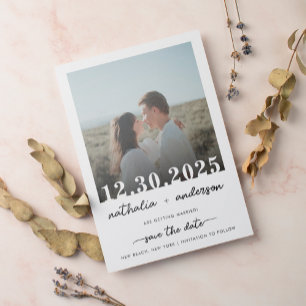 Einfaches elegantes Script-Foto Save the Date Hoch Magneteinladung