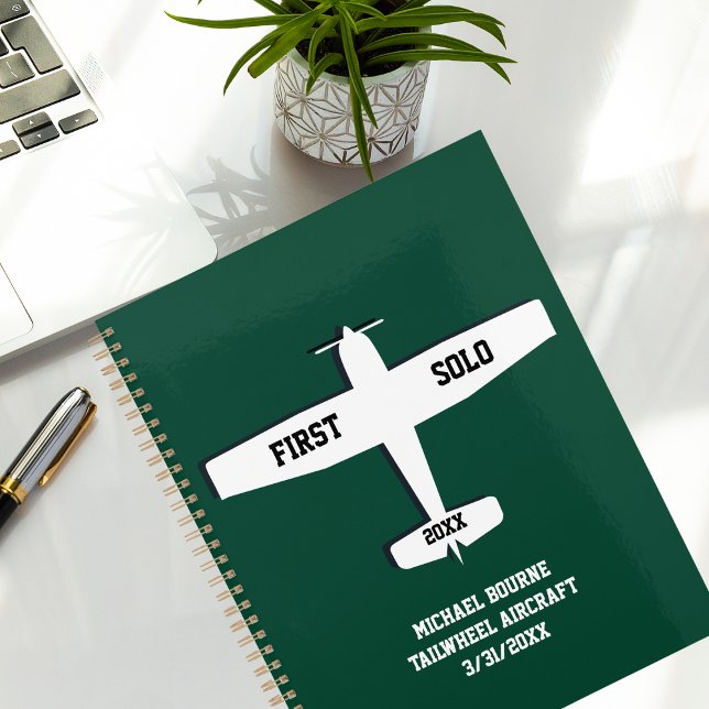 Einfaches Flugzeug des ersten Solo, Personalisiert Planer (Von Creator hochgeladen)