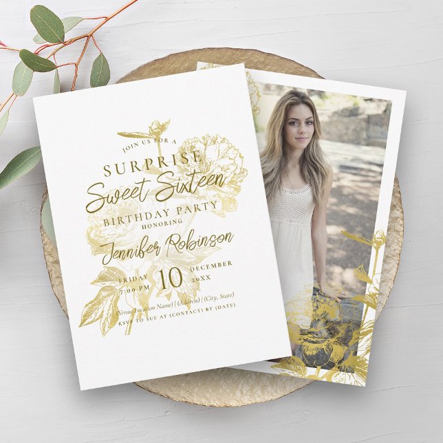 Einfaches Foto aus Goldflur, überzogen süß 16 Einladung (Simple Gold Floral Photo SURPRISE Sweet 16 Invitation)