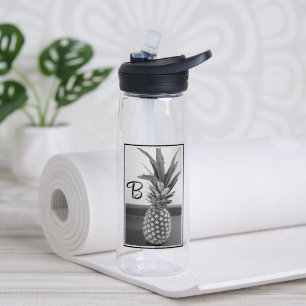 Einfaches Foto einer Ananas mit einzelner Initiale Trinkflasche
