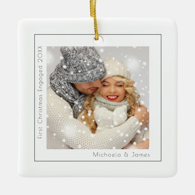 Einfaches Foto Erste Weihnachten Verlobt Keramikornament (Vorderseite)