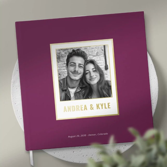 Einfaches Gold Minimalistisch Frame Wedding Foto Gästebuch (Simple gold Frame, polaroid style elegant wedding guest book)