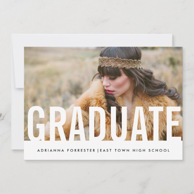 Einfaches Lässiges Chic Graduate Foto Einladung (Vorderseite)
