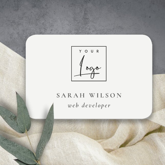 Einfaches Logo für Minimalistische Werbeaktionen Namensschild (Von Creator hochgeladen)