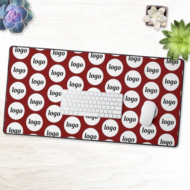 Einfaches Logo-Geschäftsmodell Burgundy Red Schreibtischunterlage (Simple logo pattern burgundy business branding promotional desk mat)
