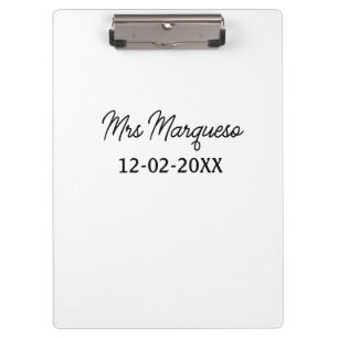 einfaches minimales Monogramm Frau Herr Name Datum Klemmbrett