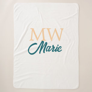 einfaches minimales Namen-Monogramm orange blau fe Sherpadecke