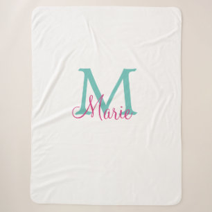 einfaches minimales Namenmonogramm grün pink blau Sherpadecke
