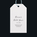 Einfaches Minimalistisches Brautparty Geschenkanhänger<br><div class="desc">Diese einfachen minimalistischen Brautparty-Geschenketiketten sind perfekt für einen modernen Polterabend. Das einfache und elegante Design zeichnet sich durch klassische und extravagante Schriftzeichen in Schwarz und Weiß aus.</div>