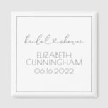 Einfaches Minimalistisches Elegantes Chic Brautpar Magnet<br><div class="desc">Dieses einfache und moderne Design besteht aus Sans Serif und spielerischer kursiver Typografie mit doodle Herzen. Ideal für Hochzeiten Brautparty Gastgeschenke.</div>