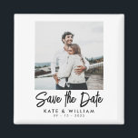 Einfaches modernes Foto Hochzeit rettet das Datum Magnet<br><div class="desc">Ein einfaches modernes Foto speichert den Datums-Magneten. Personalisieren Sie dieses minimalistische Design,  um Ihre persönlichen Daten und Nachricht zu haben.</div>