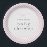 Einfaches, modernes rosa Kariertes Bow Pappteller<br><div class="desc">Feiern Sie die Mama-to-be mit unserem modernen,  einfachen und eleganten rosafarbenen karierten Baby-Duschgeschirr-Design - dieses Design zeichnet sich durch eine handgezeichnete Bogen,  rosa Aquarellfarben,  kariert und elegant Typografie aus.</div>