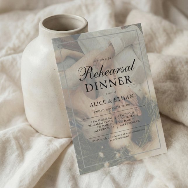 Einfaches Probe-Dinner mit elegantem Script-Foto Einladung (Von Creator hochgeladen)