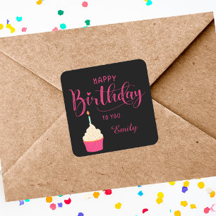 Einfaches Rosa & Schwarz Modern Script Happy Birth Quadratischer Aufkleber