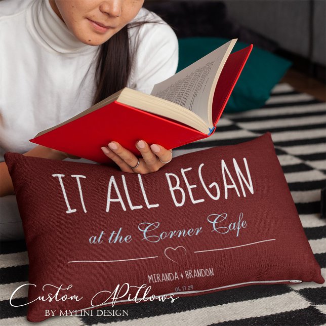 Einfaches Rot, wo alles begann Dekokissen (Von Creator hochgeladen)