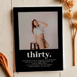 Einfaches Schwarz-Minimal-Foto 30. Geburtstag Einladung<br><div class="desc">Einfaches Schwarz Minimal Foto 30. Geburtstagsfeier Einladung</div>