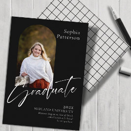 Einfaches Schwarz-Weiß-Foto Ankündigung