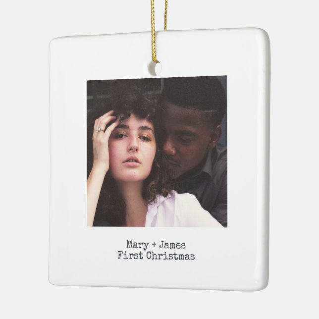 Einfaches White Squared Liebe Verlobt Wedding Foto Keramikornament (Links)