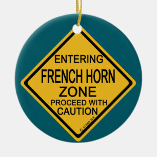 Einfahrt in die französische Horn-Zone Keramik Ornament