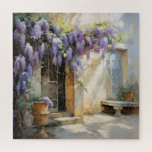Eingang mit violetten Blumen