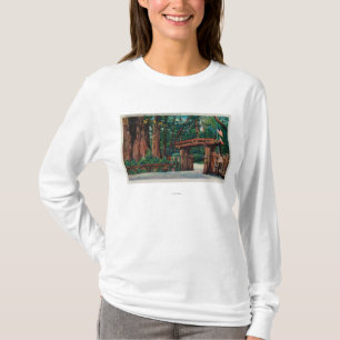 Eingang zu den großen Bäumen Park, Santa Cruz T-Shirt