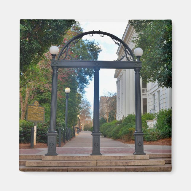 Eingang zum Archäologischen Museum Magnet (Vorne)