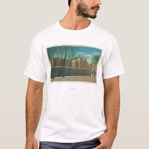 Eingangs-Ansicht zum kastanienbraunen Gefängnis T-Shirt