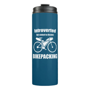 eingeführt, aber gestoppt, um über das Bikepacking Thermosbecher