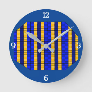 Einheimische Muster Runde Wanduhr