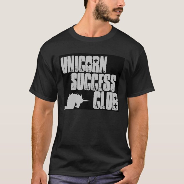 Einhorn-Erfolgs-Verein, im Schwarzen T-Shirt (Vorderseite)