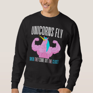 Einhorn fliegt, wenn sie aus dem geschlossenen Ein Sweatshirt