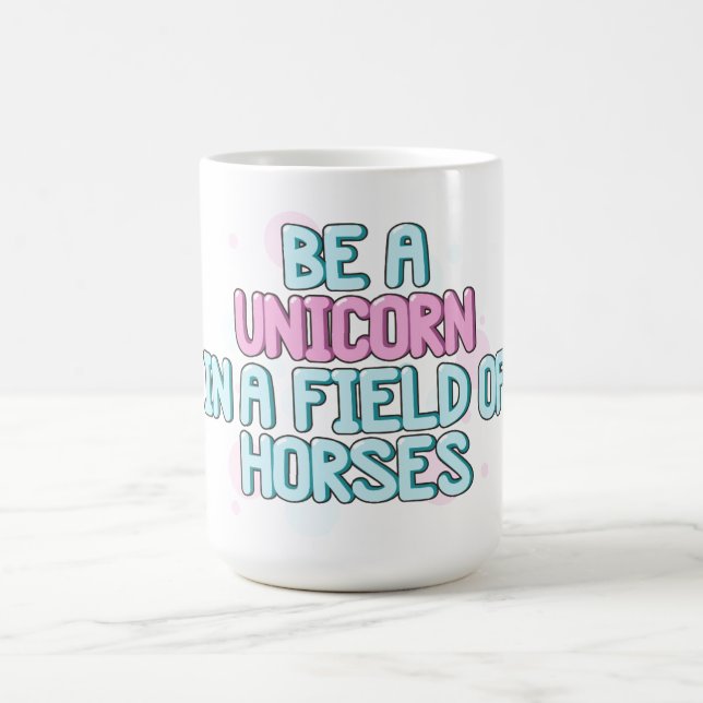Einhorn | ist ein Einhorn auf einem Gebiet der Kaffeetasse (Mittel)