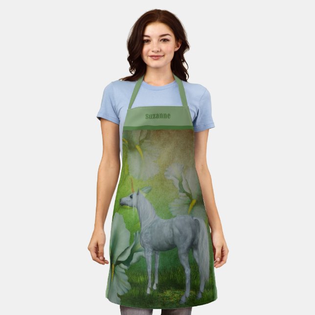 Einhorn mit Fantasie-Blume Personalisiert Schürze (Getragen)
