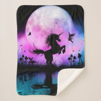 Einhorn mit kleinen Feen