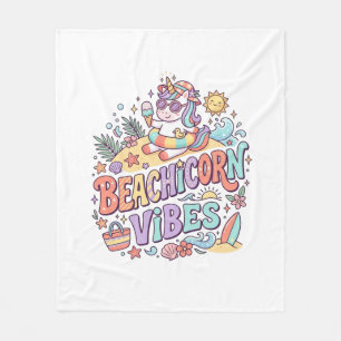 Einhorn Strandhörnchen Vibes Whimsical Weißer Hint Fleecedecke