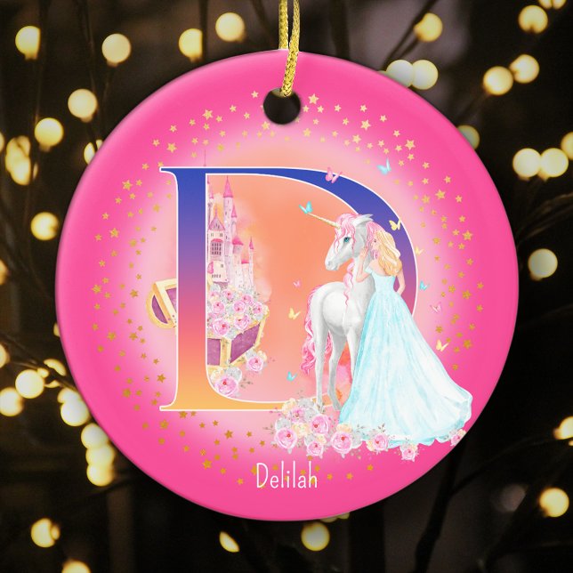 Einhorn und Princess Letter D Monogramm Weihnachte Keramik Ornament (This pretty pink monogrammed Christmas ornament is perfect for your little princess!)