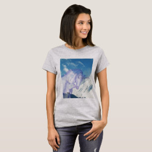 Einhornende Mama und Baby auf Schneeberg T-Shirt