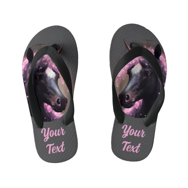 Einhornschwarz-rosa Fantasiewesen Kinderbadesandalen (Fußbett)