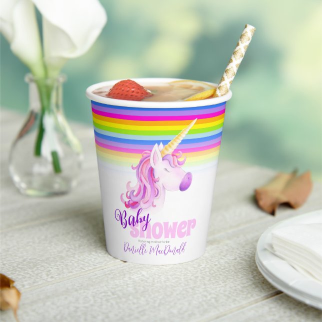 Einhornwasserfarbe und Regenbogenbaby-Duschbecher Pappbecher (In Situ)