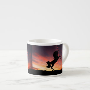 Einhornzucht in einem herrlichen Sonnenuntergang Espressotasse