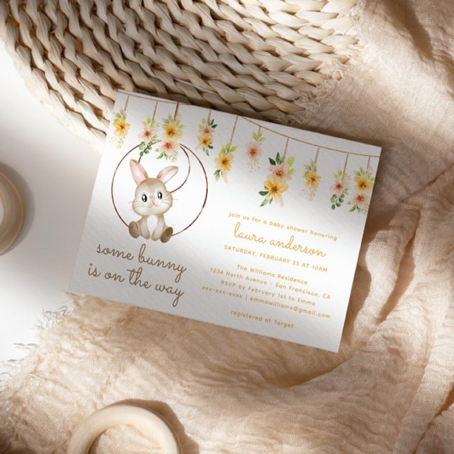 Einige Bunny ist auf dem Weg Boho Rabbit Baby Dusc Einladung (Von Creator hochgeladen)