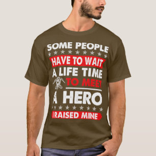 Einige Leute müssen auf Welder Stolz Welder warten T-Shirt