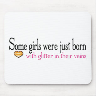 Einige Mädchen sind mit Glitzer in ihren Venen ge Mousepad