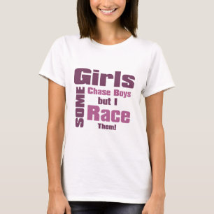 Einige Mädchen-Verfolgungs-Jungen aber ich laufen T-Shirt