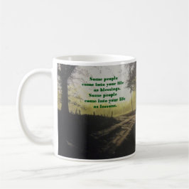 EINIGE MENSCHEN KOMMEN IN IHRE LEBENS-TASSE KAFFEETASSE