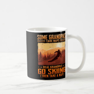 Einige Omas machen ein Nickerchen Wirkliche Omas g Kaffeetasse