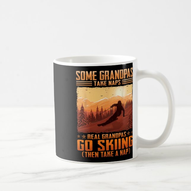 Einige Omas machen ein Nickerchen Wirkliche Omas g Kaffeetasse (Rechts)