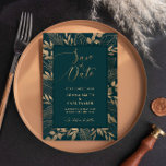 Einladung aus Goldblättern Save the Date<br><div class="desc">Diese individuell anpassbare,  auf den Termin rettend Einladung mit unseren Gold Foliage on Forest Green Collection zeichnet sich durch herrliche exotische Blätter auf waldgrünem Hintergrund aus. Für eine erweiterte Anpassung dieses Designs,  z.B. das Ändern des Layouts,  des Schriftartes oder der Textgröße,  klicken Sie bitte auf den obigen Button "KENNEN".</div>